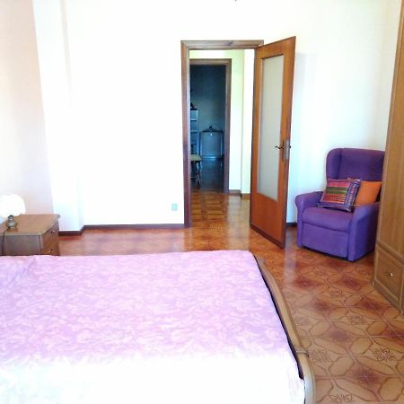 Domanda Appartamento Calosso Esterno foto